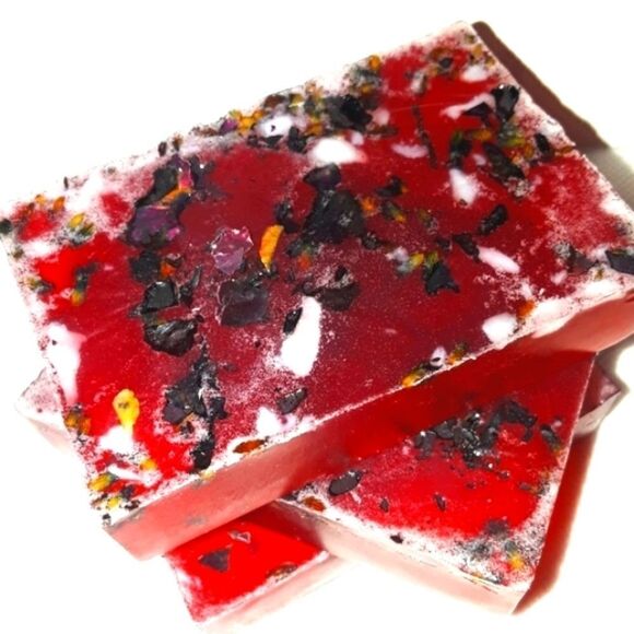 HAND crafted Strawberry and Roses organic soap bar - Picture 1 of 11
